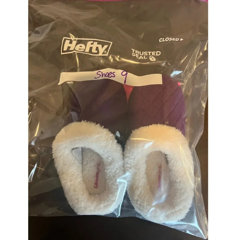 NWT Beyond Girls slip on fuzzy lined hard bottom slippers. Purple and off white